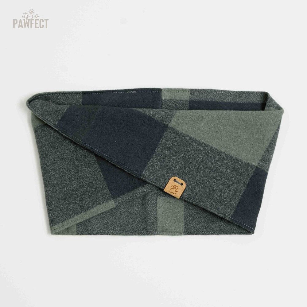 Medium Flannel Dog Bandana Infinity Scarf for Small to Medium Breeds - Picture 9 of 11